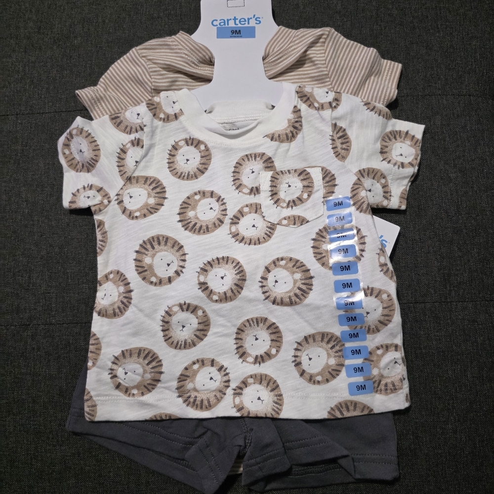 Carter's Beige and White Lion Print Baby Set